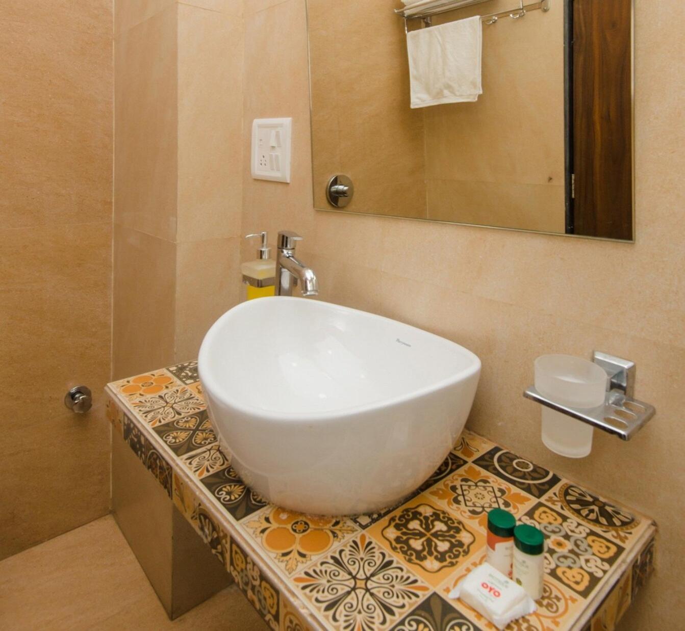 Super Hotel O Divine Residency Near Phoenix Marketcity 뭄바이 외부 사진